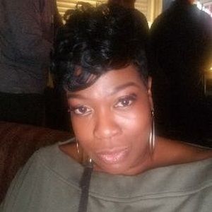 Meet your Posher, Nikole